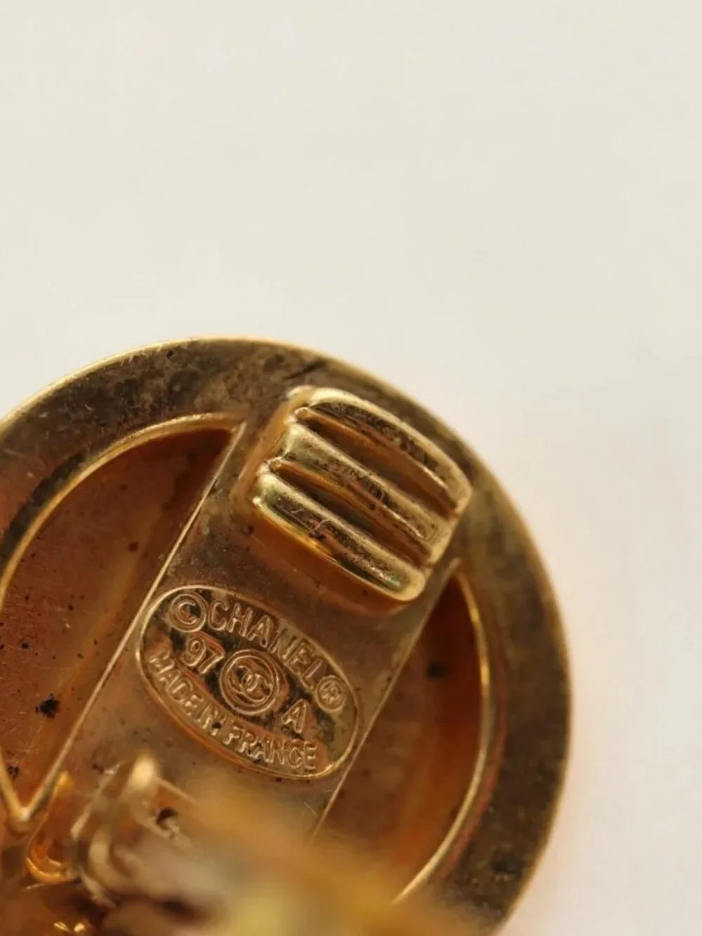 CHANEL Earring metal Gold Tone CC Auth 180936M